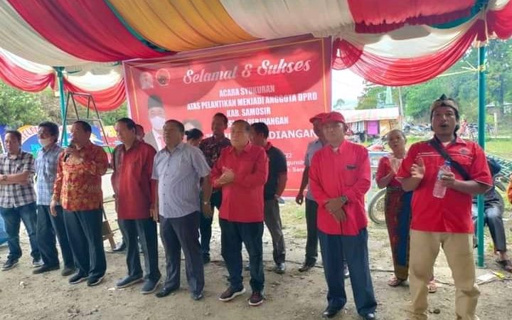 Dilantik Jadi Anggota DPRD Samosir, Pilipus Pandiangan Gelar Syukuran