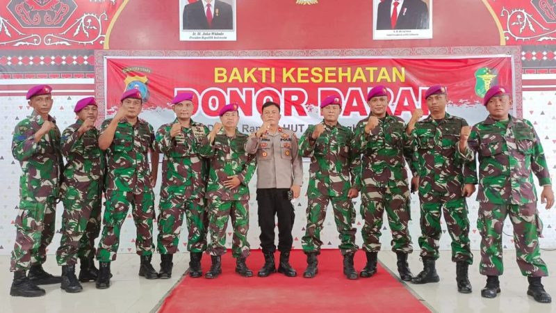 Wujud Sinergitas TNI POLRI yang Solid Yonmarhanlan I Donor Darah di Mapolres Pelabuhan Belawan