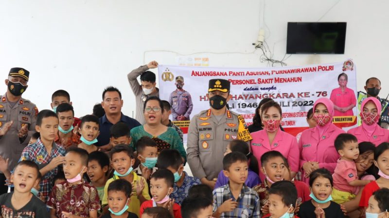 Kapolrestabes Medan Anjangsana ke Panti Asuhan dan Jenguk Anggota Polri yang Sakit