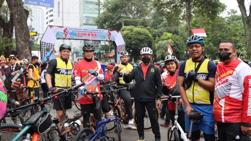 Satlantas Polrestabes Medan Atur Lalin Fun Bike HUT Bayangkara ke-76 Tahun