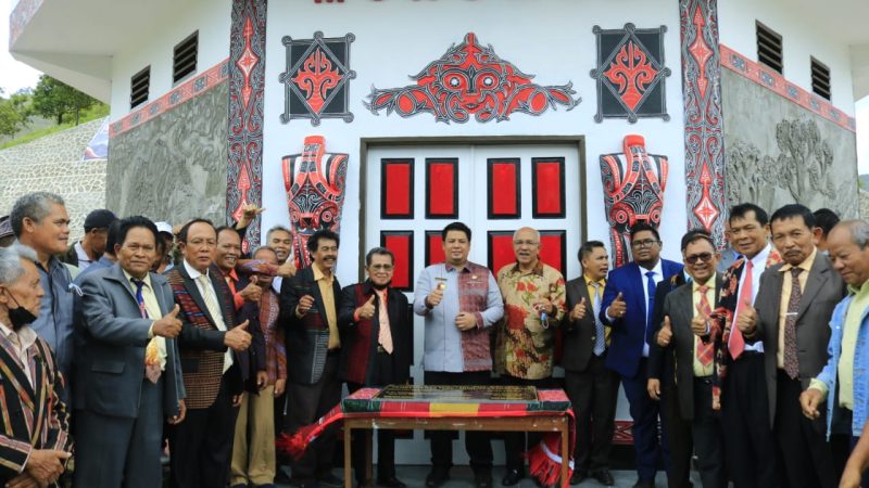 Bupati Samosir Hadiri Peresmian Monumen Tugu Sagala Raja Sedunia