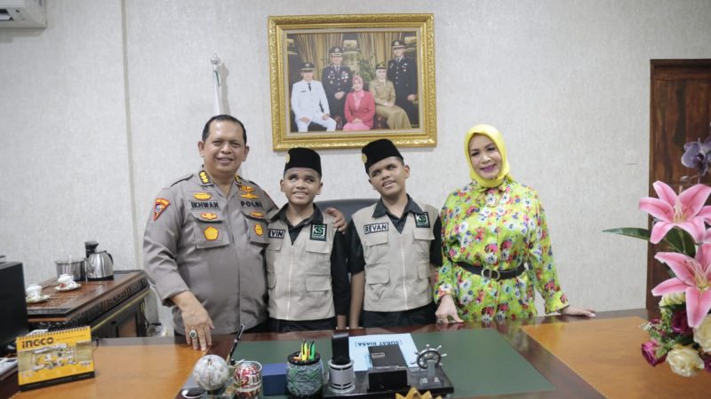Peresmian Usaha Milik Sang Pejuang Kaum Dhuafa Didoakan Revan dan Revin