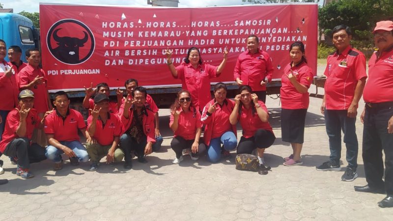 Kabupaten Samosir Dilanda Kemarau, PDI Perjuangan, WALUBI ,GANTI dan Taruna Merah Putih Salurkan Air Bersih
