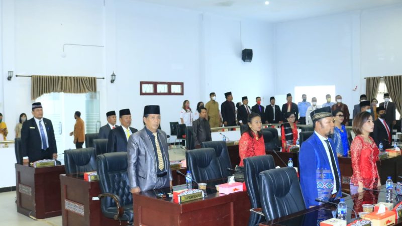 Bupati Samosir Ikuti Rapat Paripurna DPRD Samosir