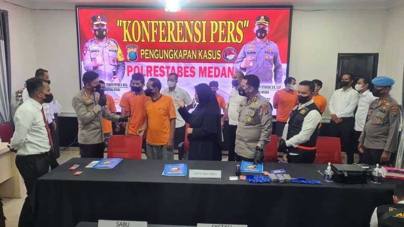 Polrestabes Medan Bongkar Pemasok Sabu Asal Malaysia, 5 Pengedar Jaringan Aceh Dibekuk