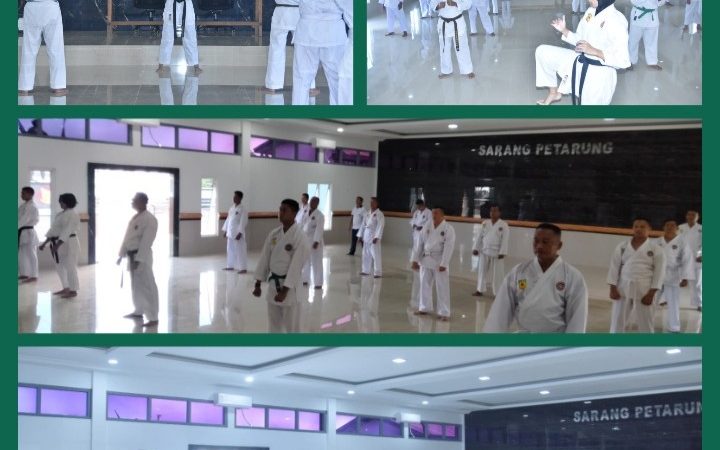 Mempertajam Kemampuan Beladiri Prajurit Petarung Yonmarhanlan I Laksanakan Latihan Karate