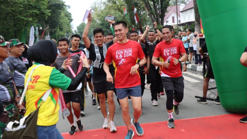 Polda Sumut dan Polrestabes Medan Turut Ramaikan Run Fun HUT ke-77 TNI di Lapangan Benteng