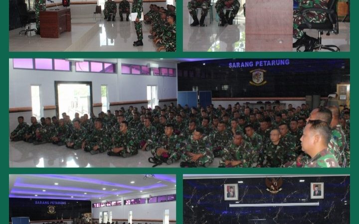 Awal Tahun Baru 2023 Yonmarhanlan I Terima Jam Komandan