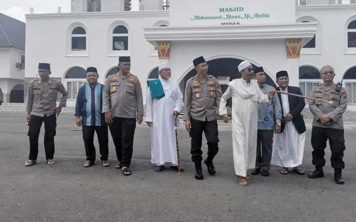 Wakapolda Sumut Jalin Silaturahim ke Ponpes Al-Kautsar