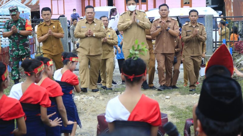 Bupati Samosir Ajak Petani Beralih Menggunakan Pupuk Organik