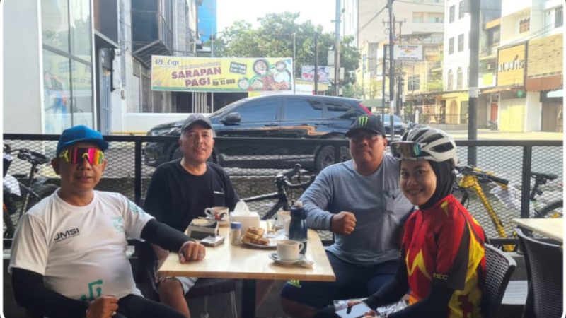 Jalin Silaturahmi Pewarta Polrestabes Medan, Nazir Mesjid dan Pegawai PUD Pasar Medan Gowes Bersama