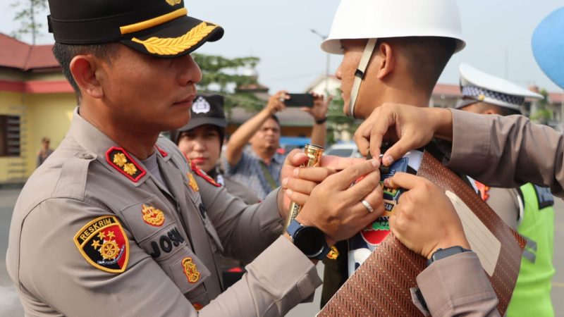 Kapolres Pelabuhan Belawan Pimpin Apel Gelar Pasukan Ops Ketupat Toba 2023