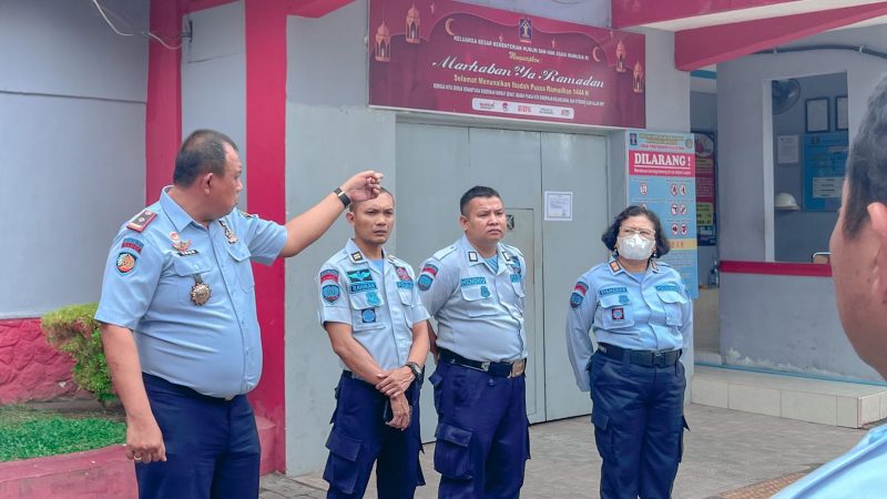 Kalapas Binjai Kanwil Kumham Sumut Pimpin Apel Kesiapan dan Simulasi Layanan Kunjungan Idul Fitri