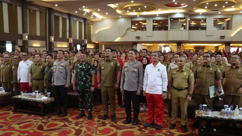 Kapolrestabes Medan Hadiri Pembukaan Pembinaan Mental Disiplin dan Etos Kerja Kepling se Kota Medan