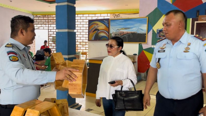 Punya Daya Pikat, Owner Hotel Ternama Bukit Lawang Borong Hasil Karya WBP Lapas Binjai Kanwil Kumham Sumut