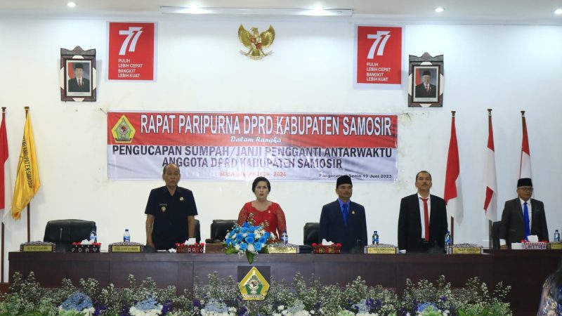 Wabup Samosir Hadiri Pengucapan Sumpah/Janji Pengganti Antar Waktu Anggota DPRD Samosir.