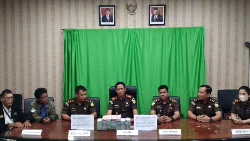 Kejari Samosir Berhasil Mengembalikan Kerugian Negara