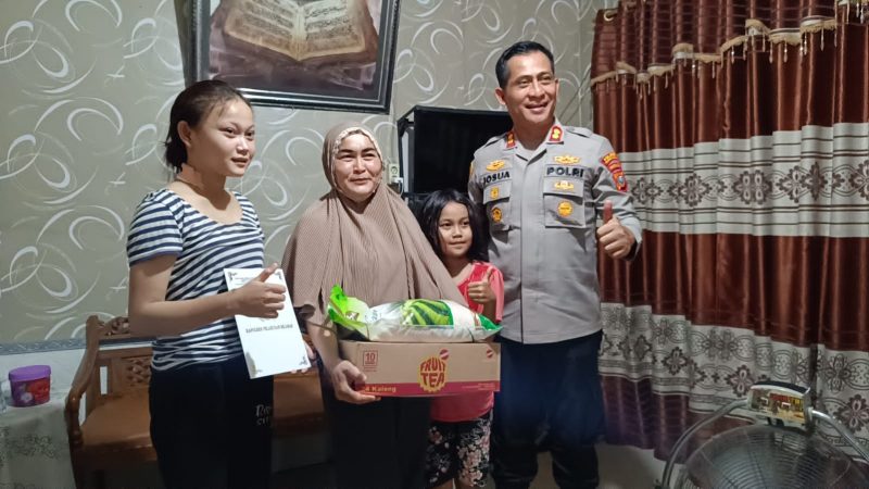 Kapolres Pelabuhan Belawan Jenguk Korban Penganiayaan Anak dan Beri Bantuan