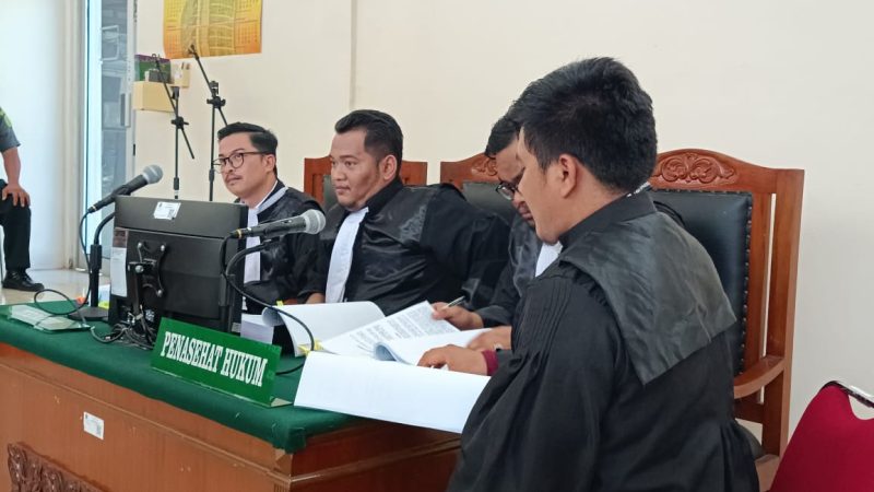 Terdakwa Tato dan Sahdan Ajukan Pemeriksaan Konfrontir Terhadap Saksi Atik dan Rudi.