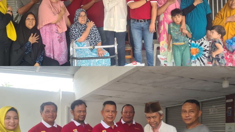 Jumat Barokah, Ketua Pewarta Berbagi Sembako kepada Kaum Dhuafa