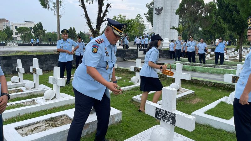 Semarak HDKD Ke 78 Lapas Binjai Ikuti Upacara Tabur Bunga