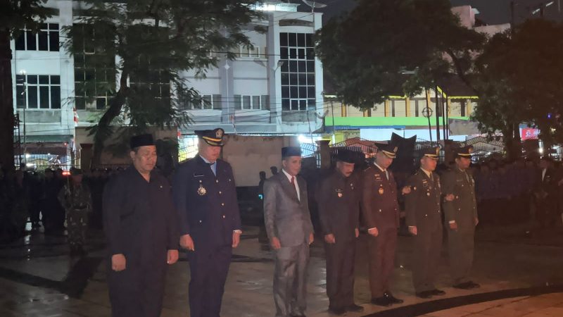 Jelang HUT RI Ke 78 Kalapas Binjai Hadiri Apel Kehormatan dan Renungan Suci