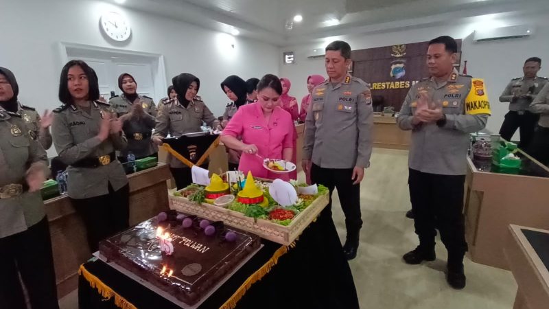 Polrestabes Medan Gelar Syukuran HUT ke-75 Polwan