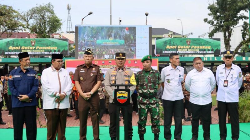 Kapolres Pelabuhan Belawan Hadiri Apel Kesiapsiagaan Pengamanan Pemilu 2024 Dan Penandatanganan Kerjasama Kodam I/BB dan Polda Sumut