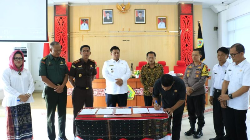 Pemkab Samosir, KPU dan Bawaslu Tandatangani Naskah Perjanjian Hibah Daerah