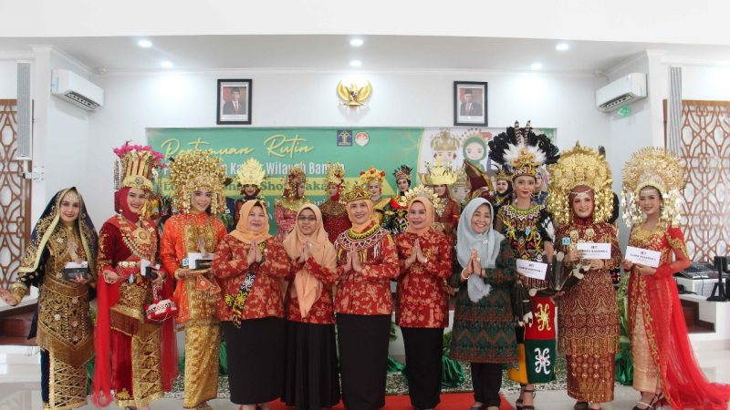 Meriahkan Pertemuan Rutin Pengayoman Kanwil Banten Dengan Lomba Fashion Show