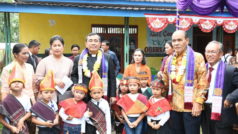 Wabup Hadiri Pesta Perak 25 Tahun yang Dirangkai Dengan Peletakan Batu Pertama Pembangunan Kantor dan Kelas Oberhausen