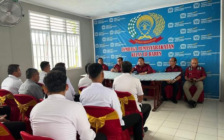 Laksanakan Bintorwasdal di Lapas Barus, Kakanwil Kumham Sumut Tegaskan 3 Kunci Pemasyarakatan Maju