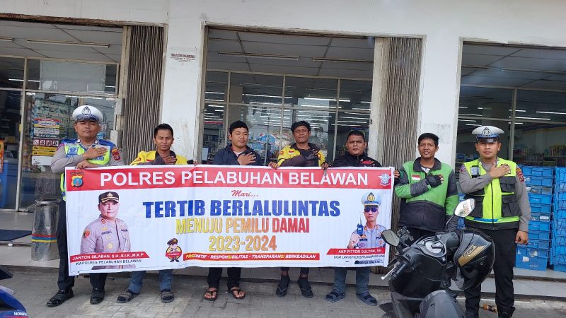 Penyuluhan Tertib Berlalulintas dan Sosialisasi Pemilu Damai di Pangkalan Ojek Online Simpang Tol Tanjung Mulia