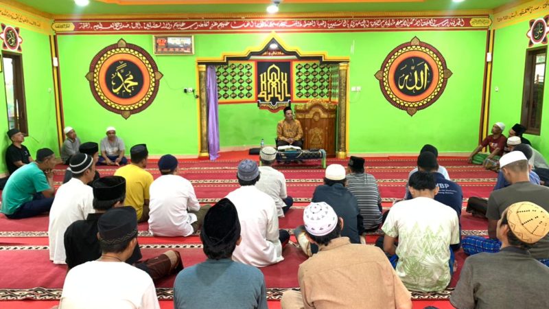 Narapidana Ikuti Tausiyah Dengan Khidmad Di Lapas Narkotika Kelas IIA Pematang Siantar
