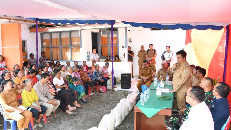 Bupati Samosir Launching Penyaluran Bantuan Pangan Cadangan Beras Pemerintah Tahun 2024