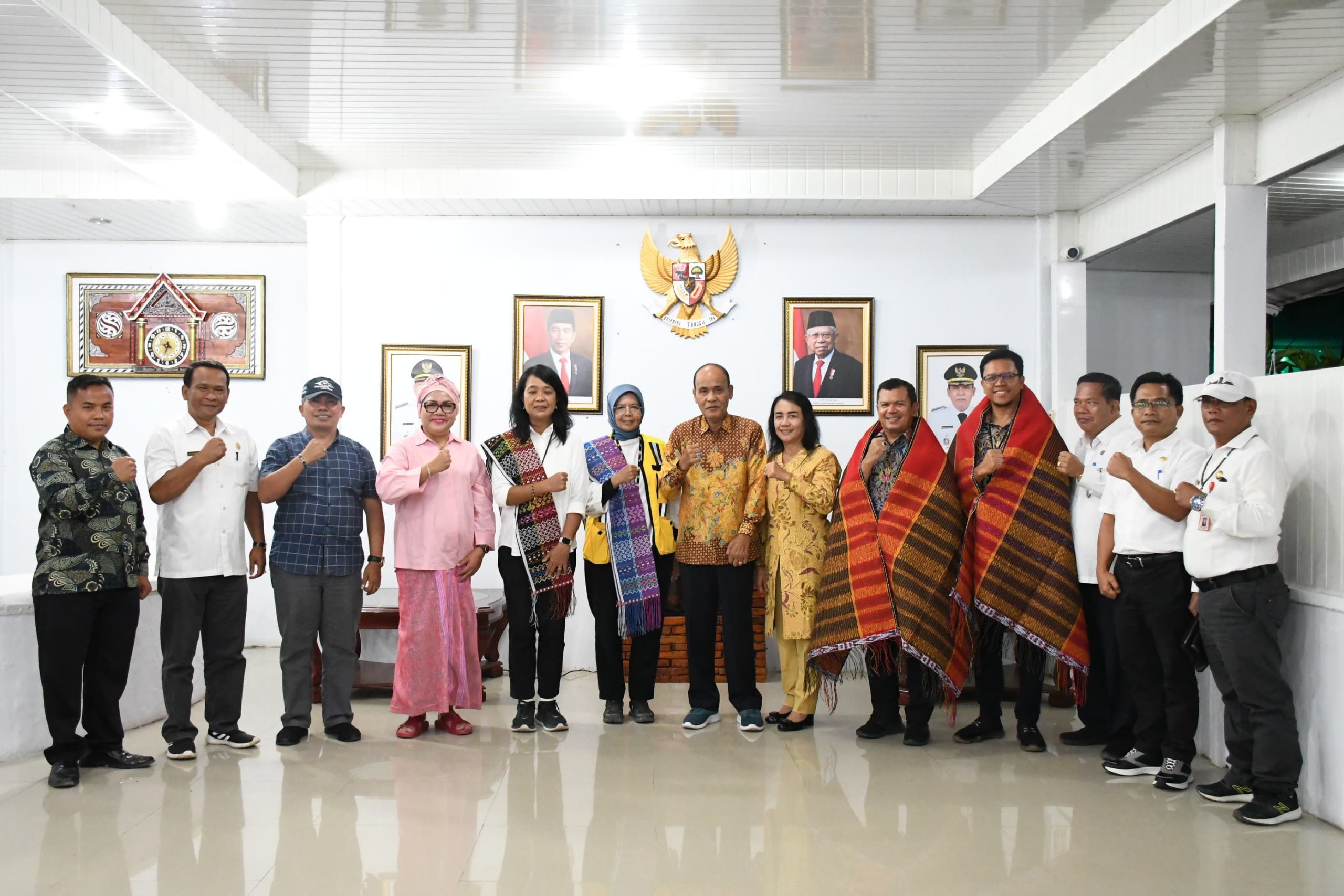 Wabup Samosir Sampaikan Proposal Pembangunan SMPN 2 Harian
