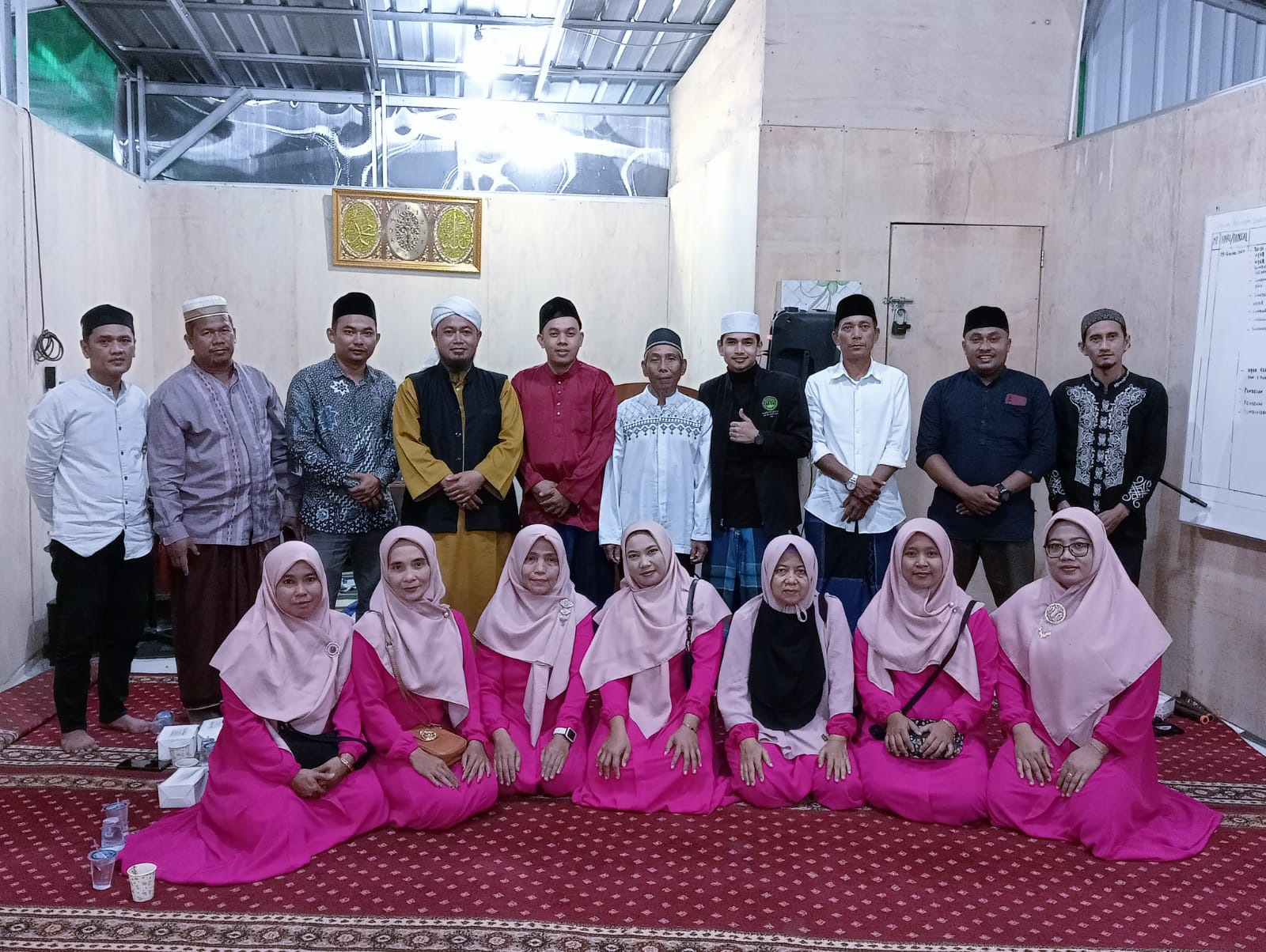 Warga Perumahan Rorinata Tahap.9 Pengembangan.3 Desa Sukamaju ,Adakan Isra Miraj