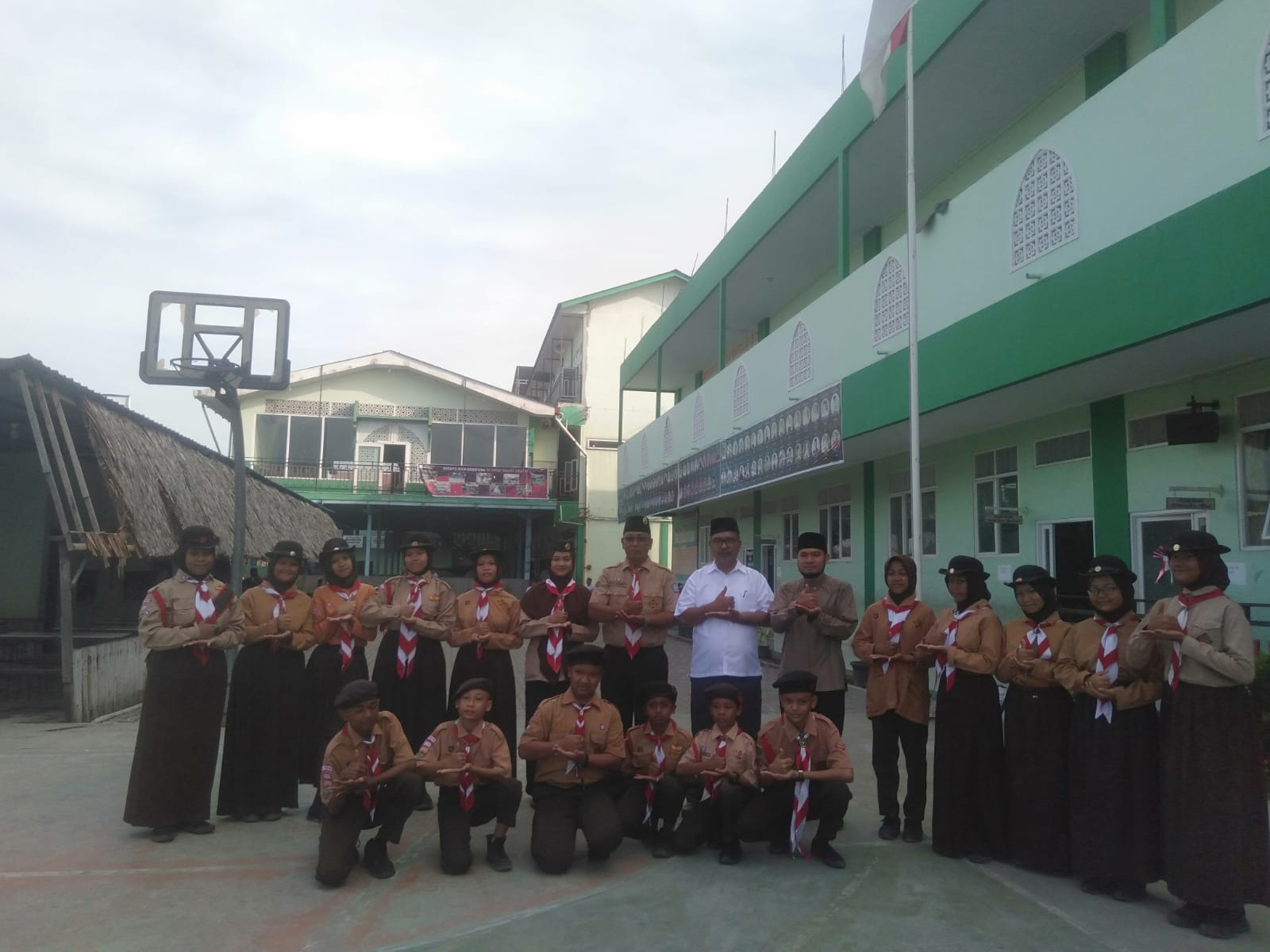 Diduga Sekolah Al-UMM Tidak Membayar Gaji Guru