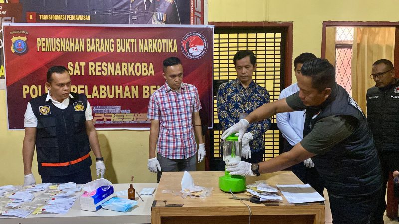 Sat Narkoba Polres Pelabuhan Belawan Musnahkan Barang Bukti Shabu