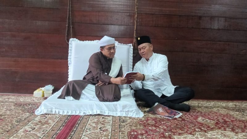 Nikson Nababan Sowan Ke Tuan Guru Babussalam Besilam
