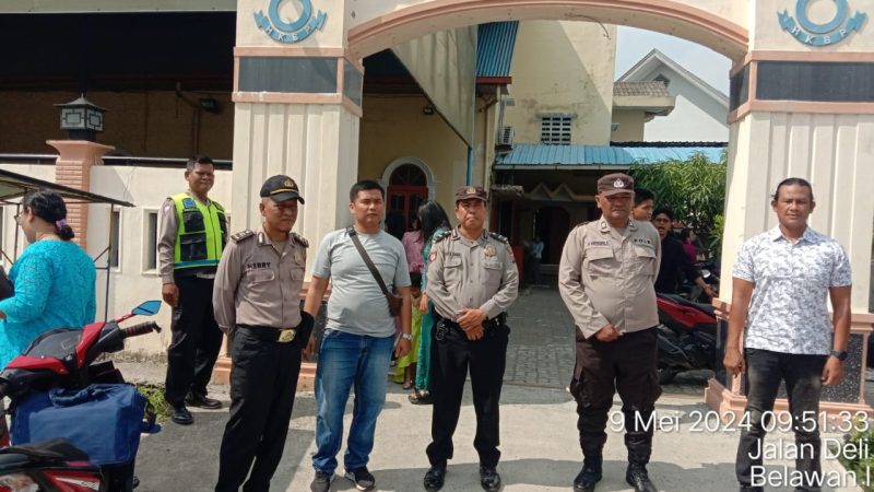 Polres Pelabuhan Belawan Lakukan Pengamanan Gereja dalam Peringatan Hari Kenaikan Yesus Kristus