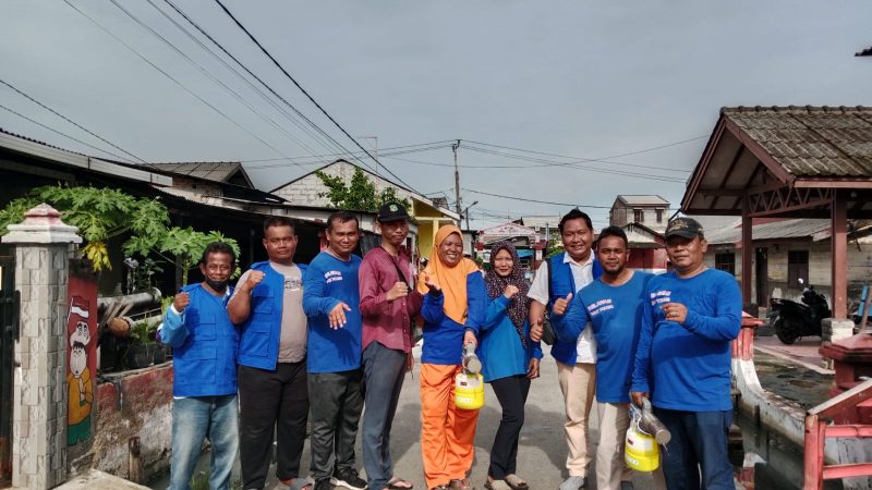Antisipasi Demam Berdarah, Relawan Wak Young Gelar Fogging Di Kelurahan Bagan Deli