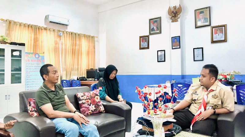 KoJAM Berikan Bantuan Seragam Sekolah ke Siswa SMP Negeri 11 Medan