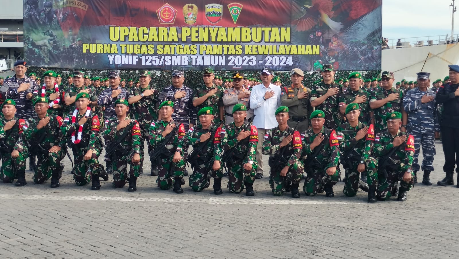 Wadan Yonmarhanlan I Hadiri Upacara Penyambutan Purna Tugas Satgas Pamtas Kewilayahan Yonif 125/SMB TA.2023 – 2024