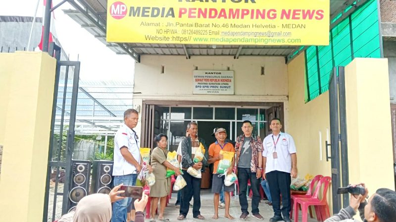 Baksos Pembagian Sembako DPC Asosiasi Pengusaha Mikro Kecil dan Menengah Mandiri Indonesia