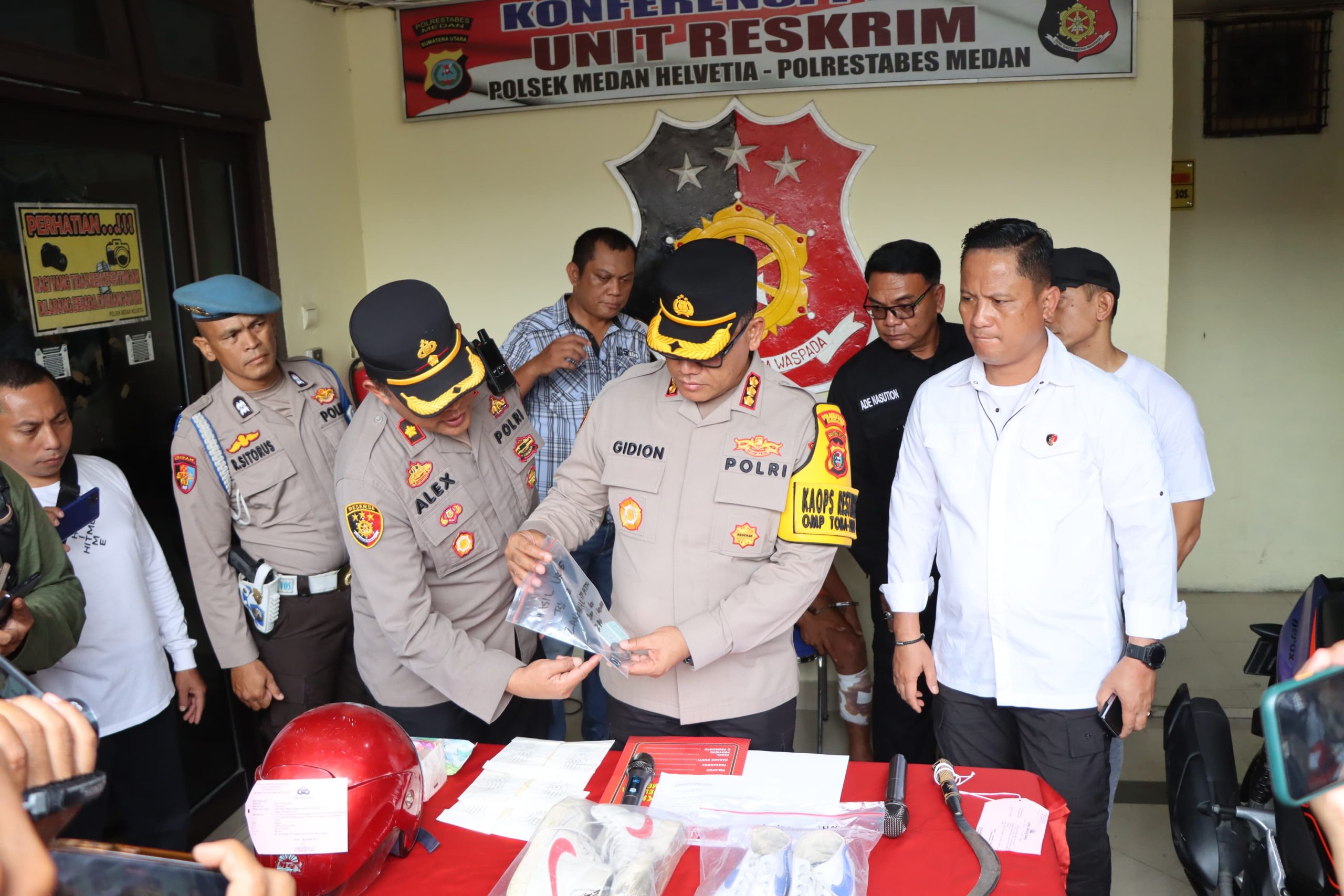 Dua Pelaku Begal Ditangkap Tim URC Polsek Medan Helvetia, Satu Dilumpuhkan dengan Timah Panas