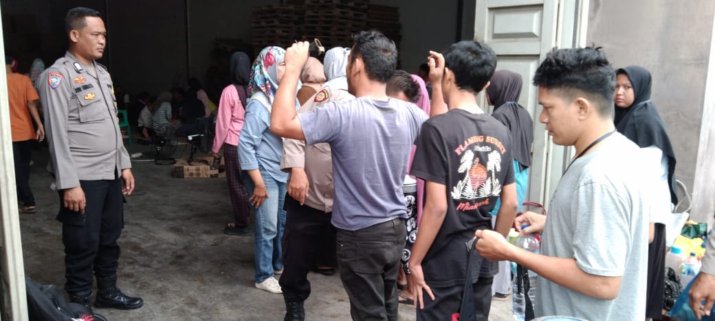Polres Pelabuhan Belawan Kawal Ketat Sortir dan Lipat Surat Suara Pilkada 2024