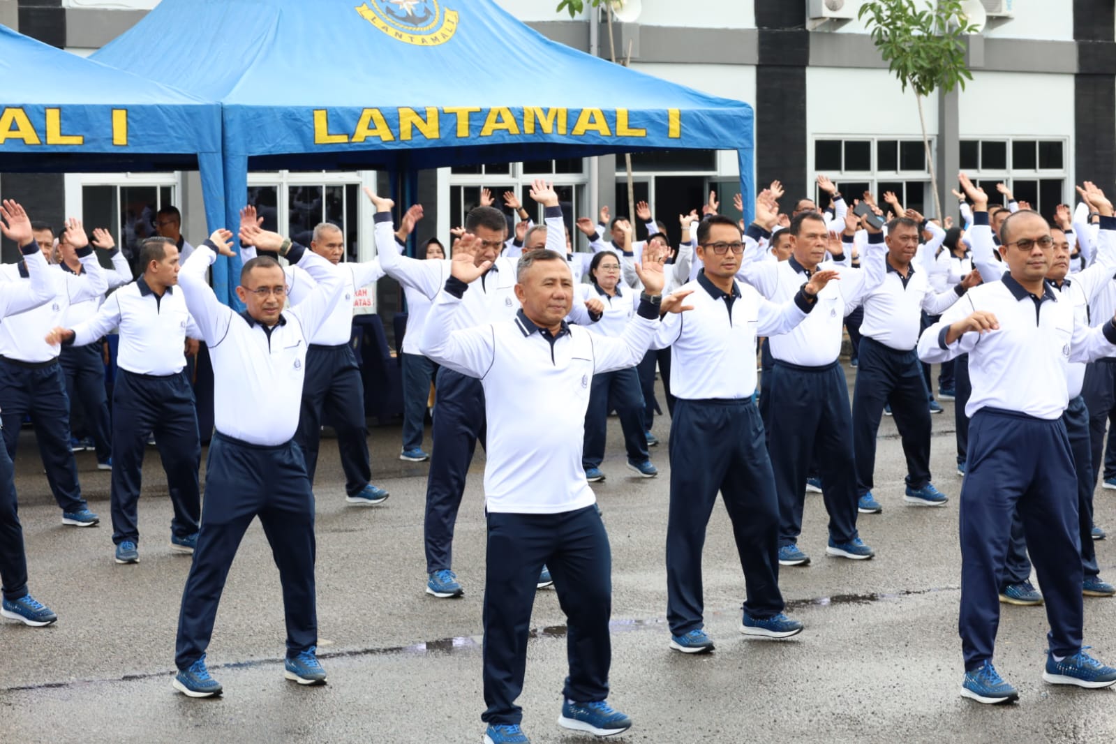 Danyonmarhanlan I Ikuti Olahraga Bersama Di Mako Lantamal I