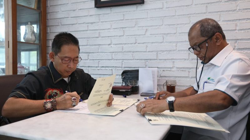 Tingkatkan Perlindungan Sosial Legislator, DPRD Kota Medan Teken MoU dengan BPJS Ketenagakerjaan