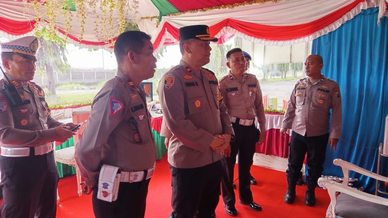 Wakapolres Pelabuhan Belawan Tinjau Kesiapan Pos Pam Ops Lilin Toba 2024 Di Simpang Kampung Salam